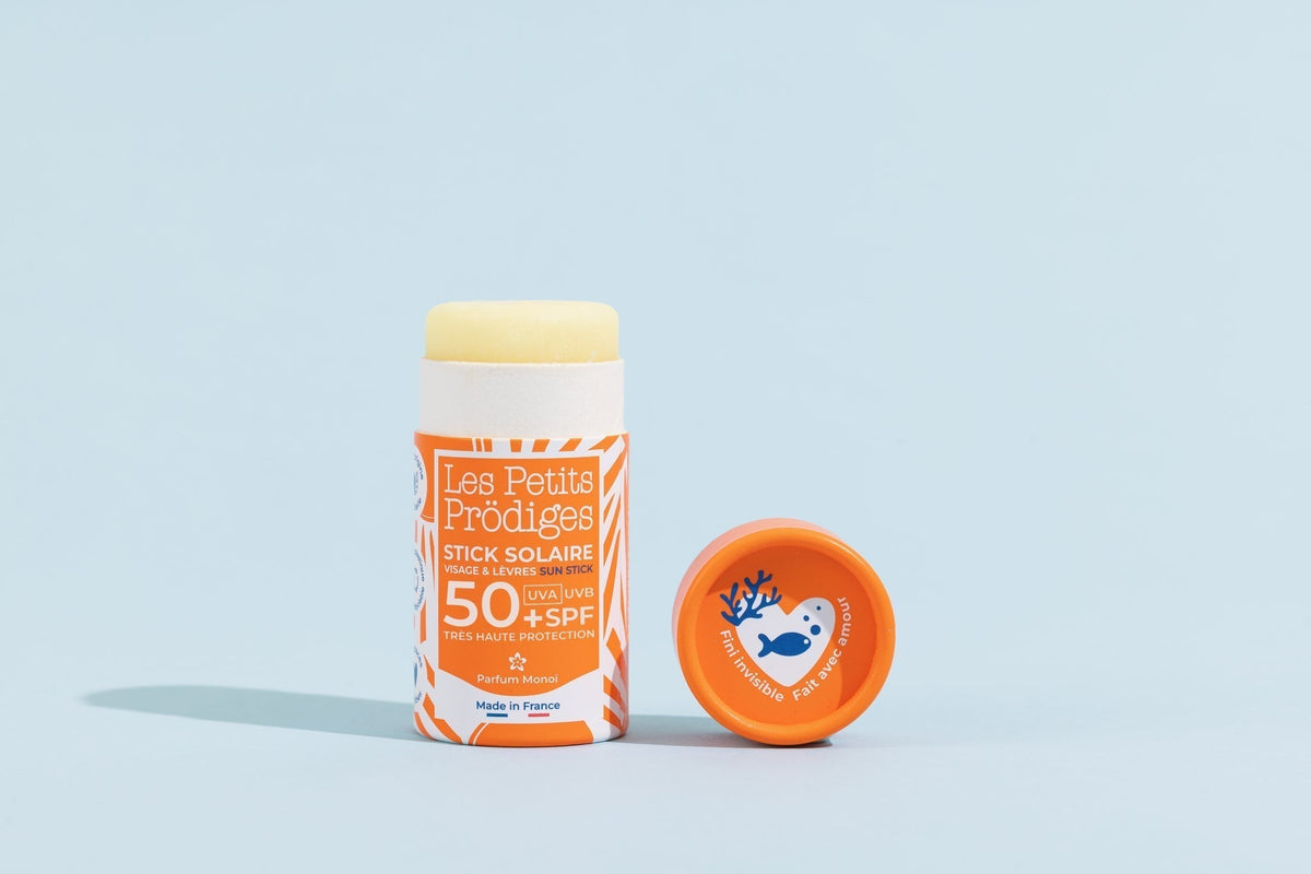Stick solaire carton SPF50+ parfum monoï Les Petits Prödiges