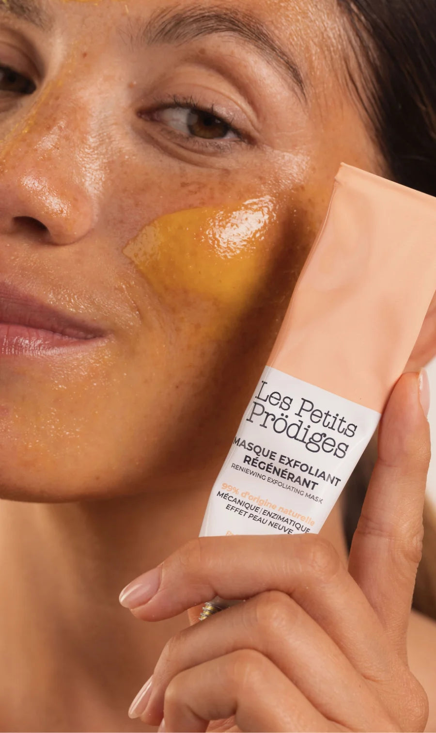 Le Masque Exfoliant Régénérant